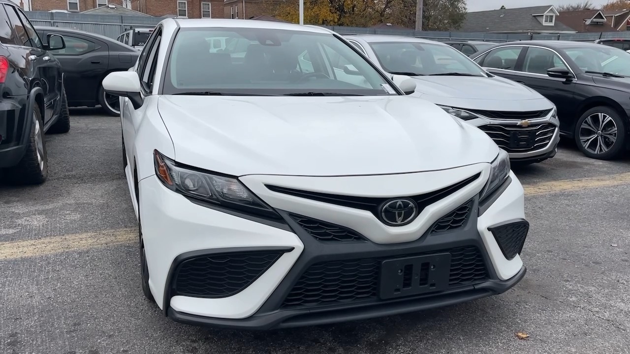 2021 Toyota Camry SE 7