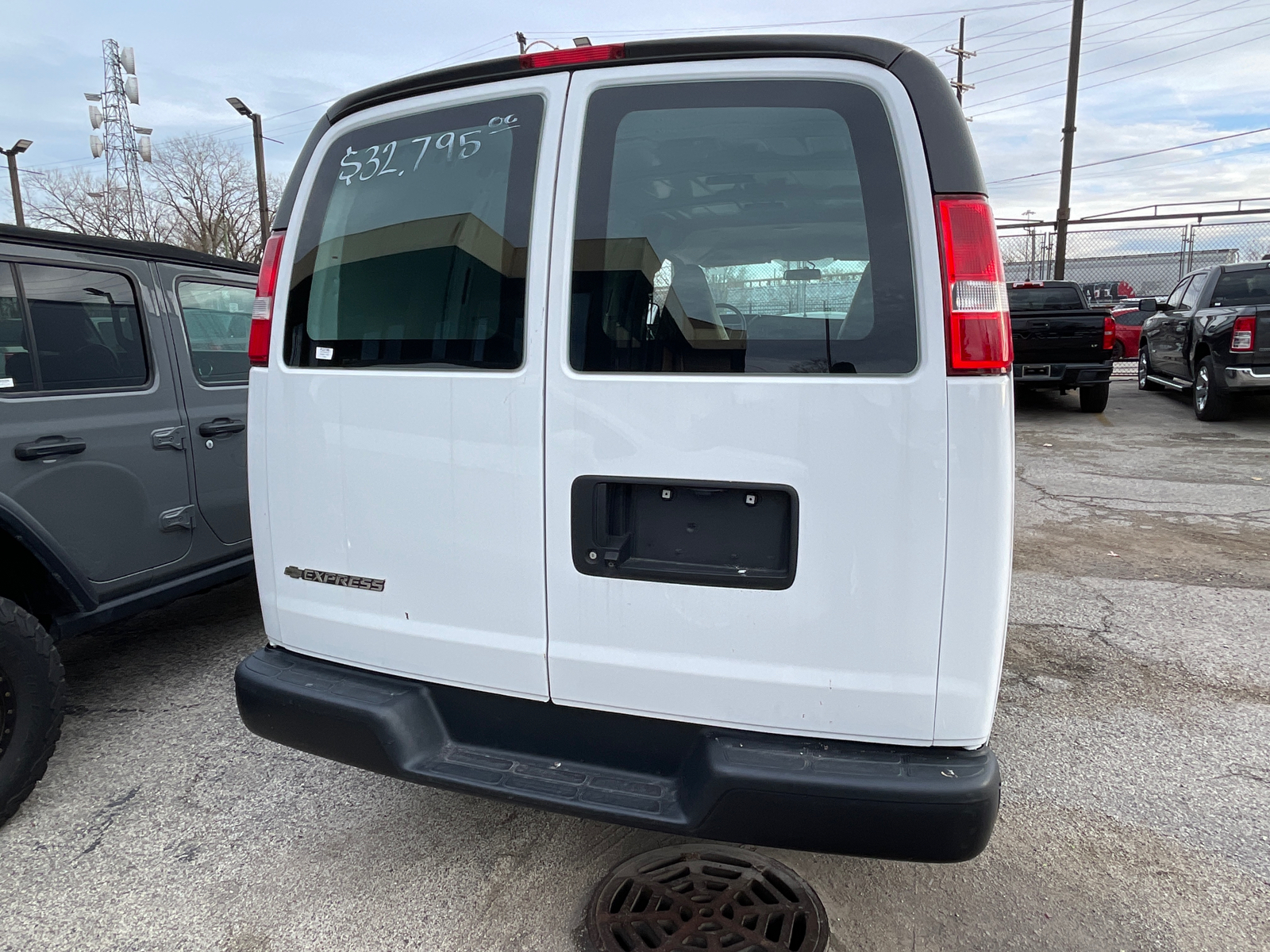 2020 Chevrolet Express 2500 Work Van 3