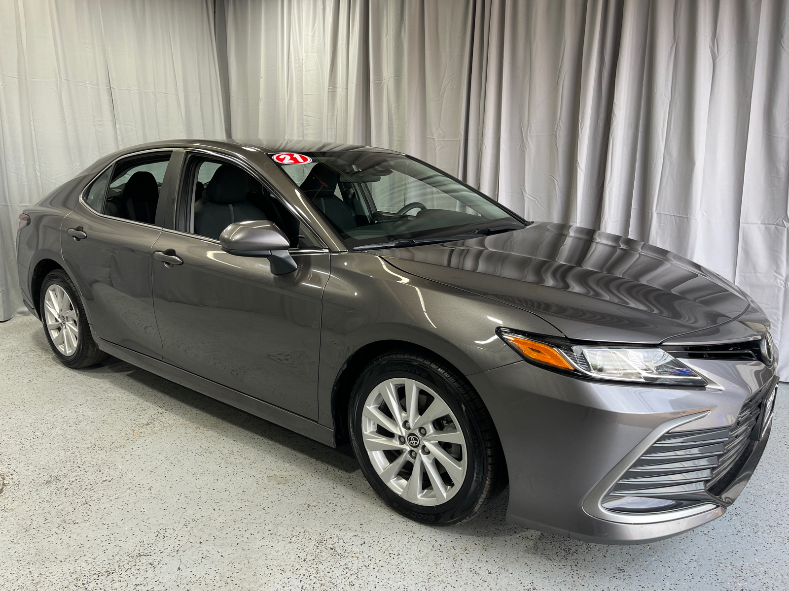 2021 Toyota Camry LE 39