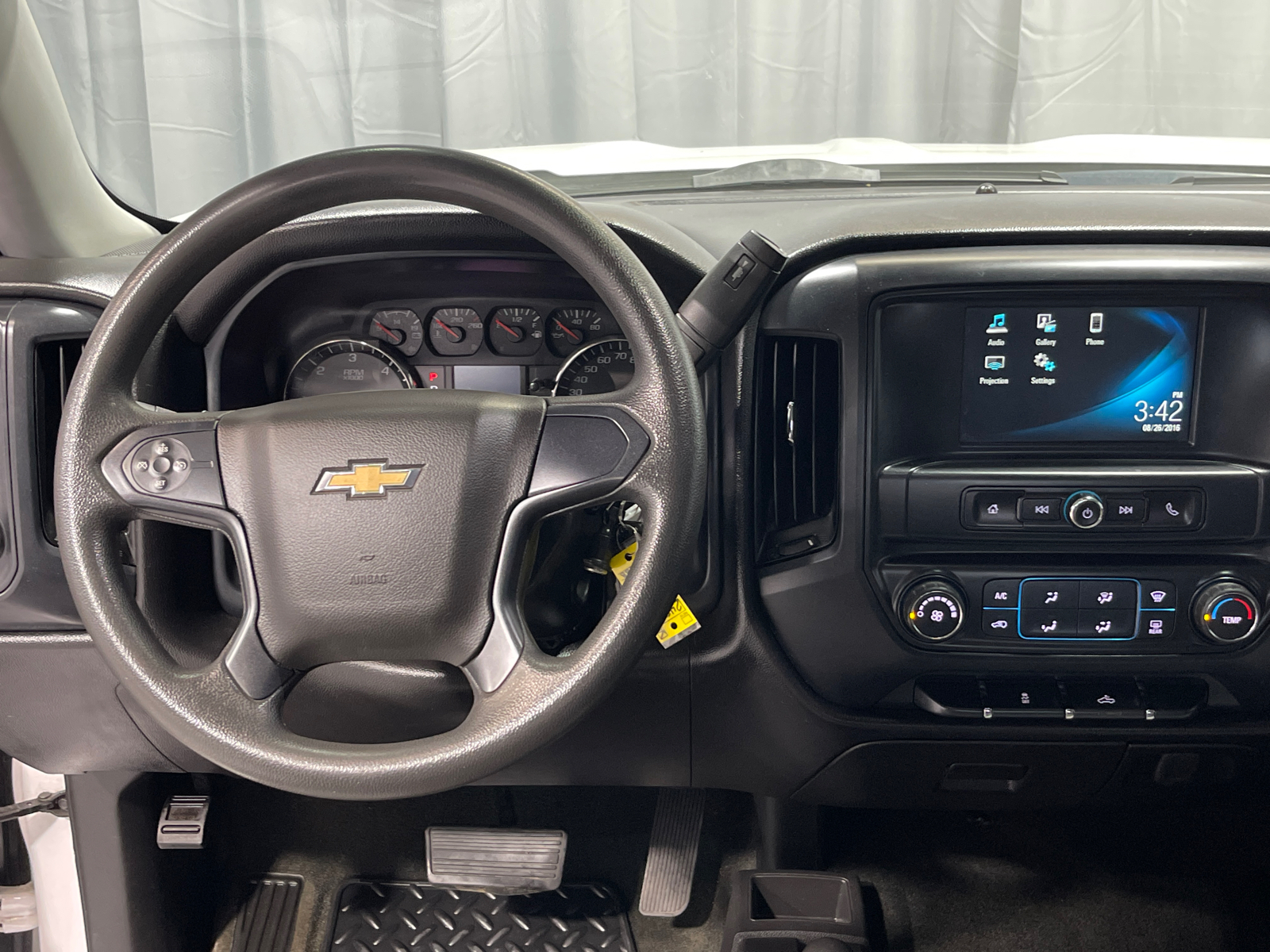 2017 Chevrolet Silverado 1500 Custom 21