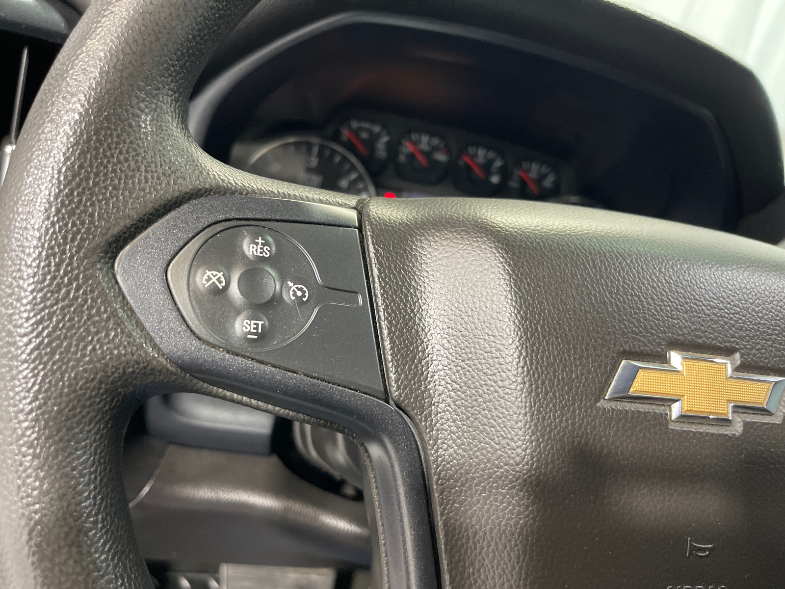 2017 Chevrolet Silverado 1500 Custom 24