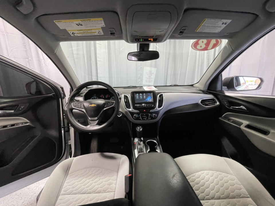 2018 Chevrolet Equinox LS 13