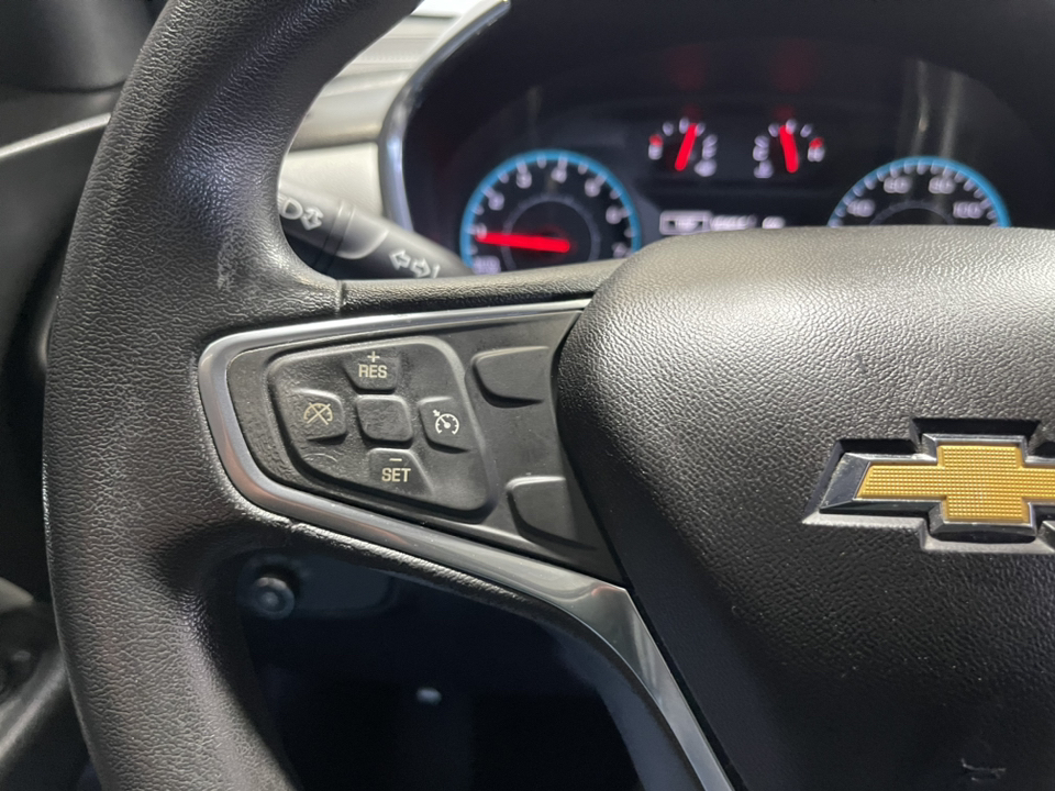 2018 Chevrolet Equinox LS 16