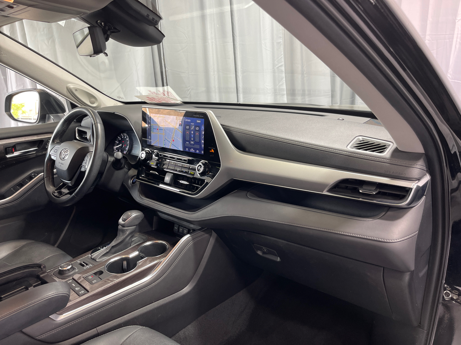 2021 Toyota Highlander Platinum 3