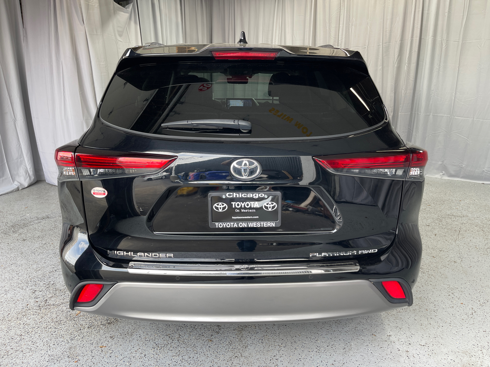 2021 Toyota Highlander Platinum 8