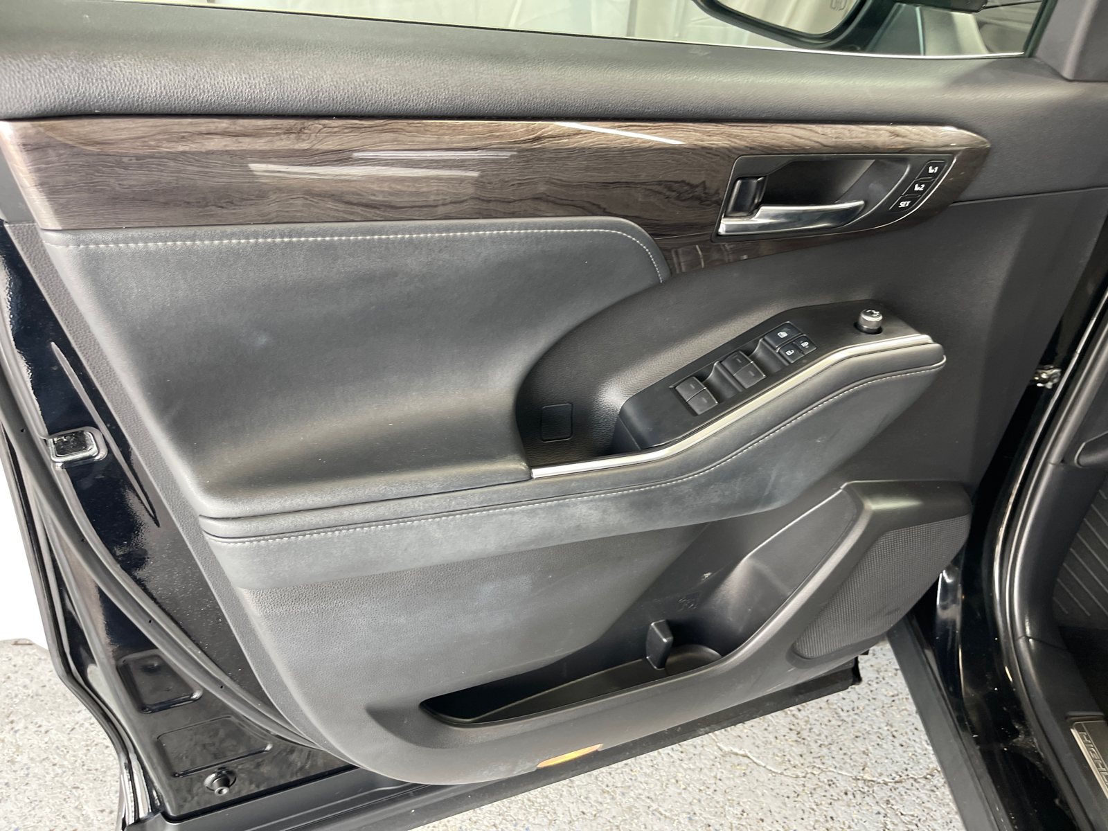2021 Toyota Highlander Platinum 18