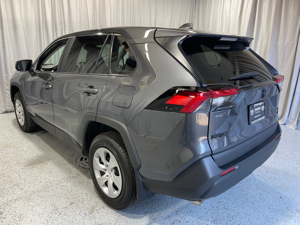 2023 Toyota RAV4 LE 42