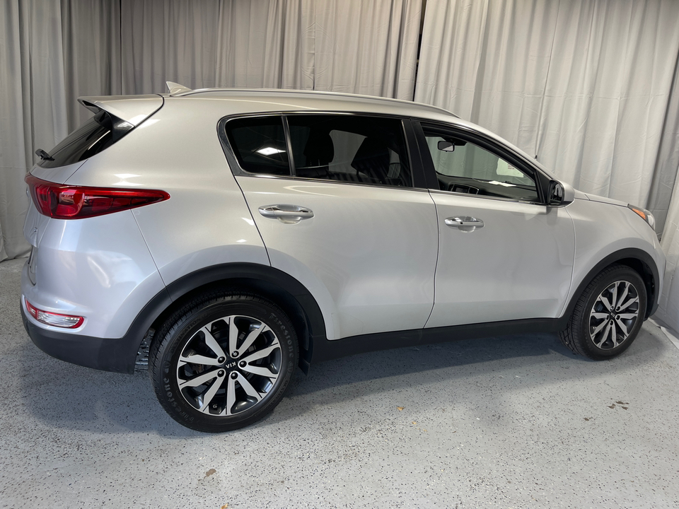 2017 Kia Sportage EX 9