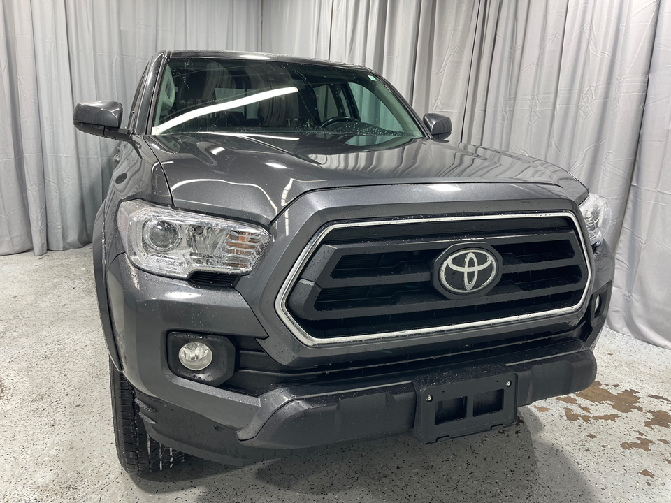 2022 Toyota Tacoma SR5 15