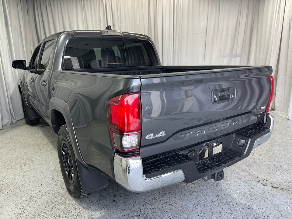 2022 Toyota Tacoma SR5 41