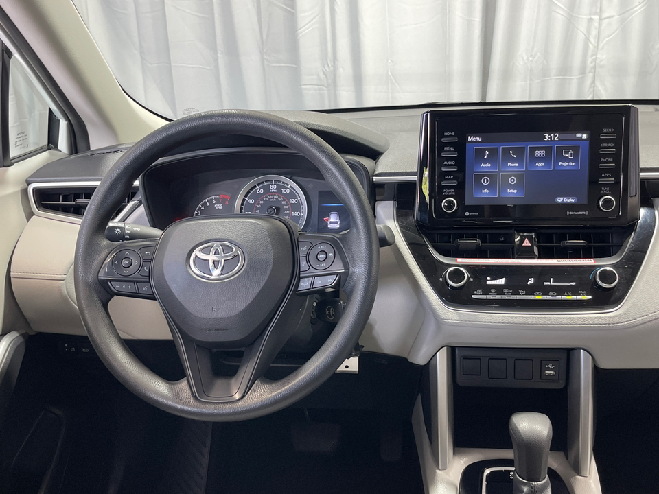 2022 Toyota Corolla Cross L 16