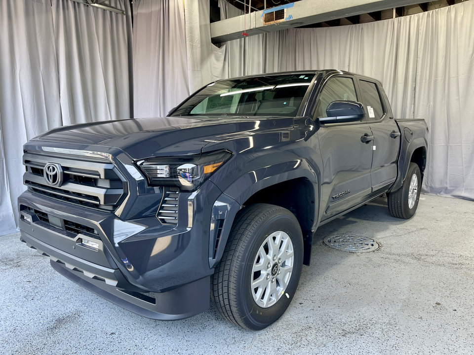 2024 Toyota Tacoma SR5 1