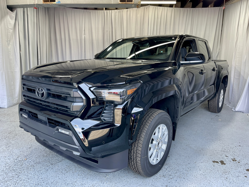 2024 Toyota Tacoma SR5 1