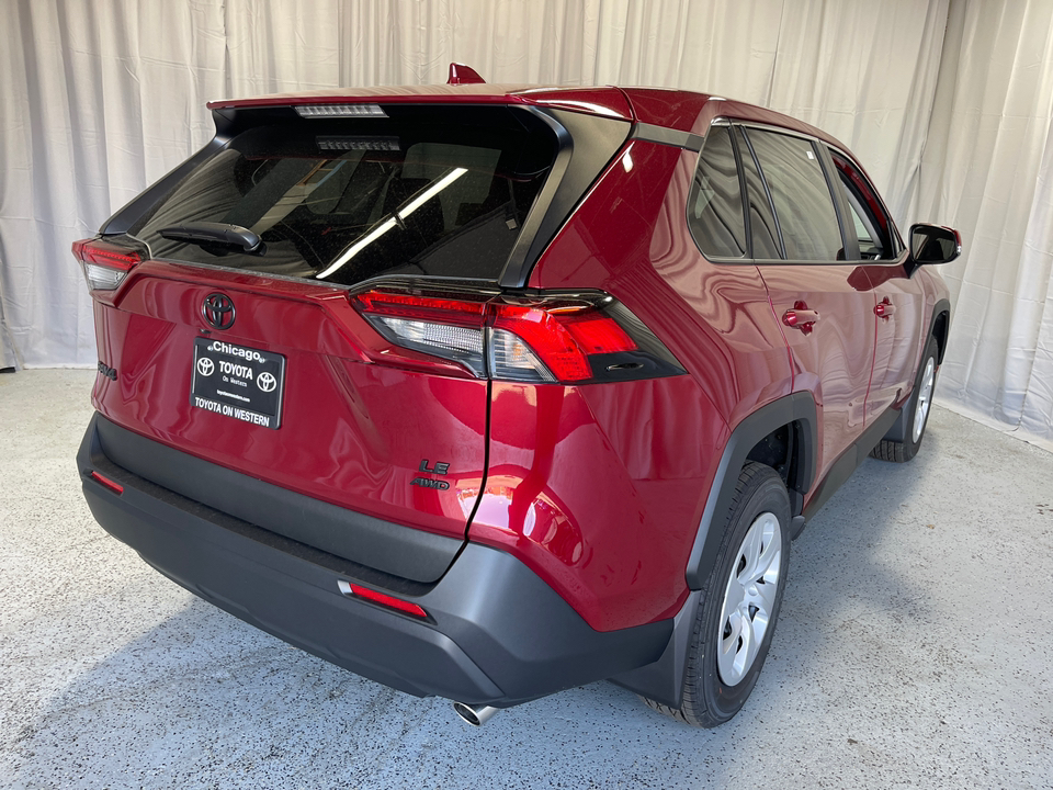 2024 Toyota RAV4 LE 9