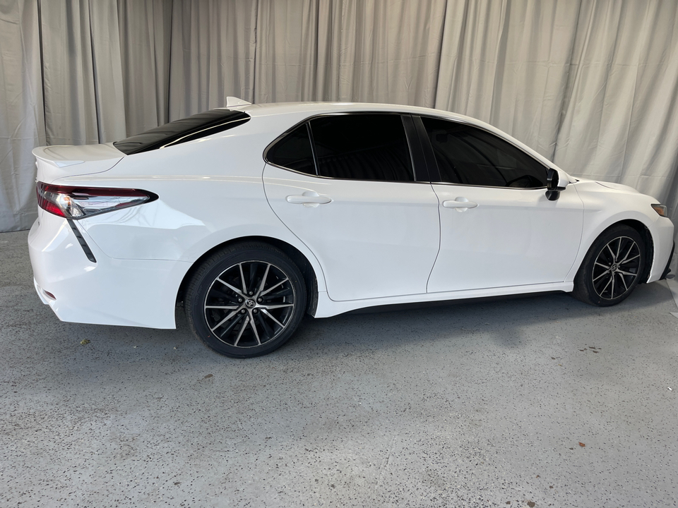 2021 Toyota Camry  7