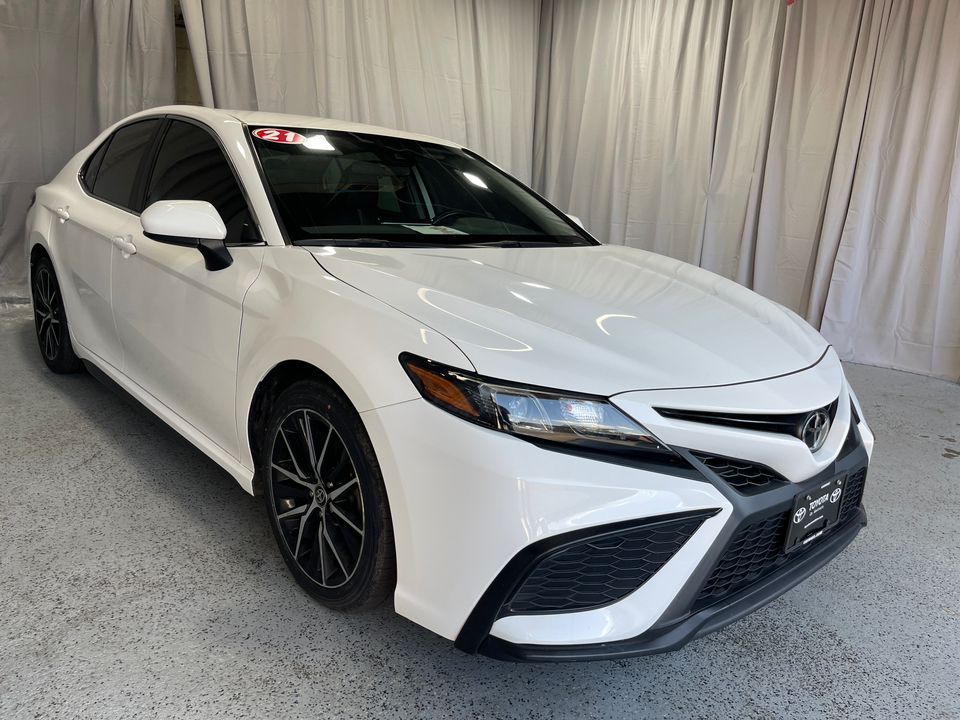 2021 Toyota Camry  9