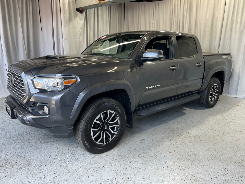 2023 Toyota Tacoma TRD Sport 3