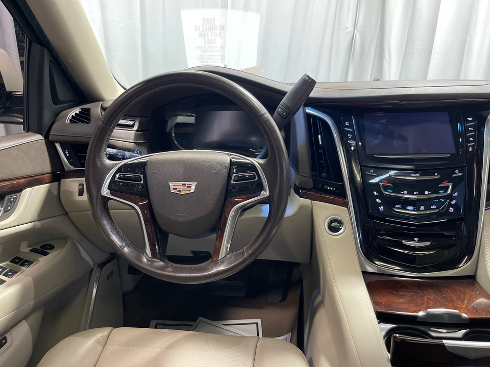 2016 Cadillac Escalade Luxury 8