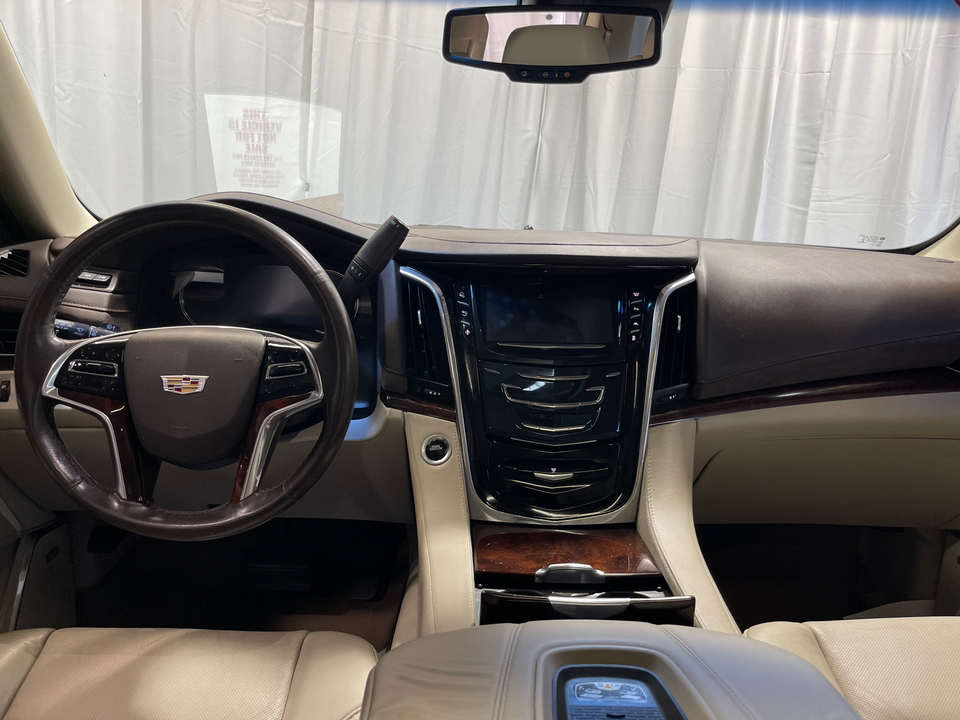 2016 Cadillac Escalade Luxury 19