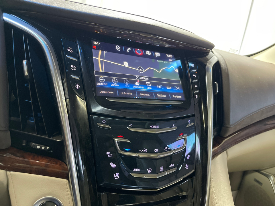 2016 Cadillac Escalade Luxury 24