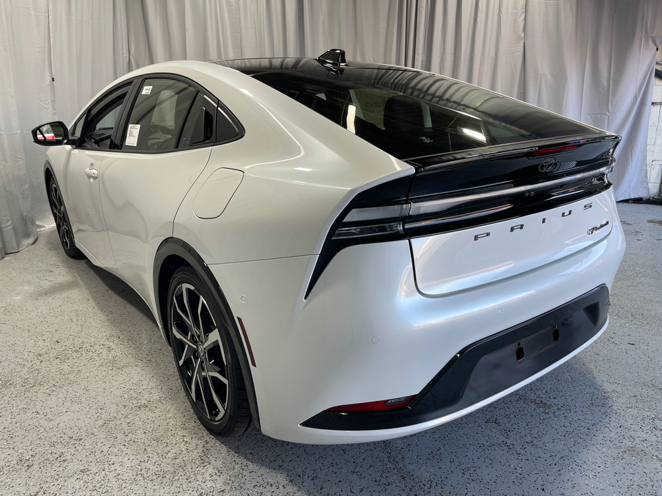 2024 Toyota Prius Prime XSE Premium 5