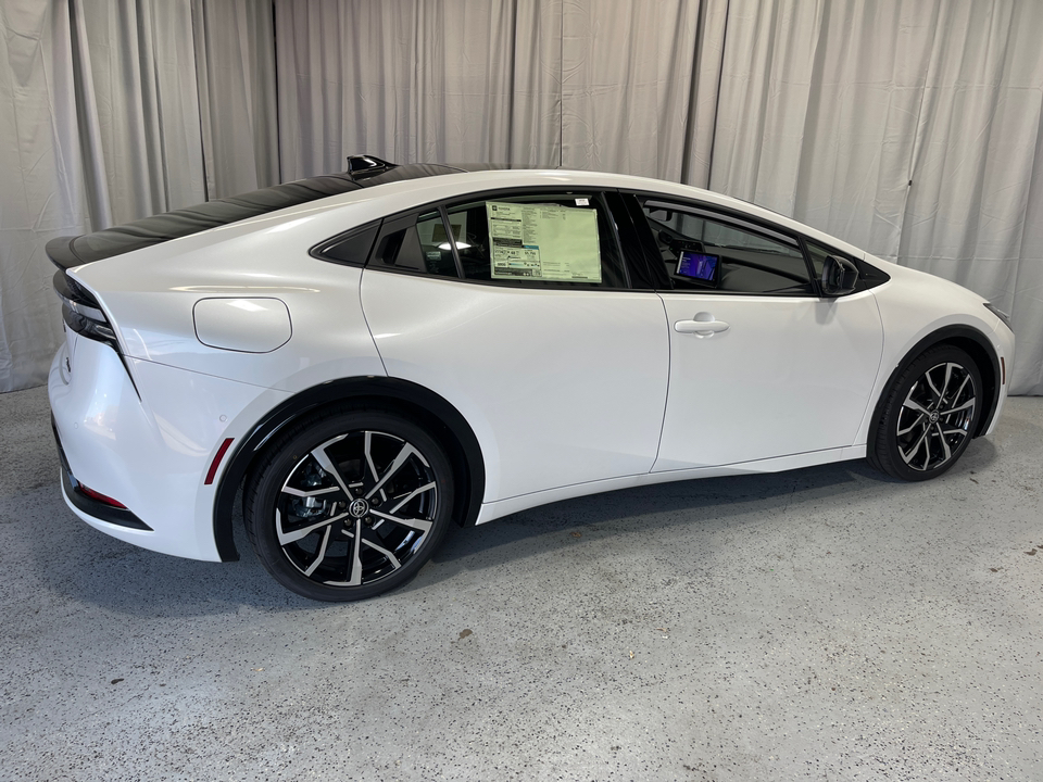 2024 Toyota Prius Prime XSE Premium 11