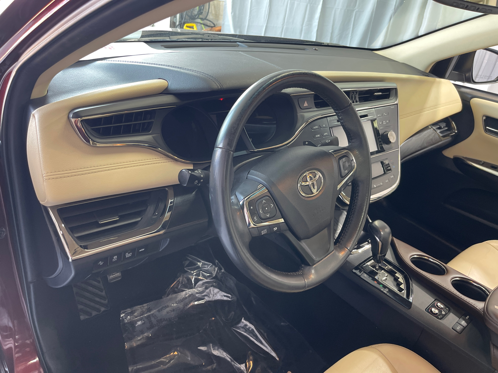 2018 Toyota Avalon XLE Premium 48