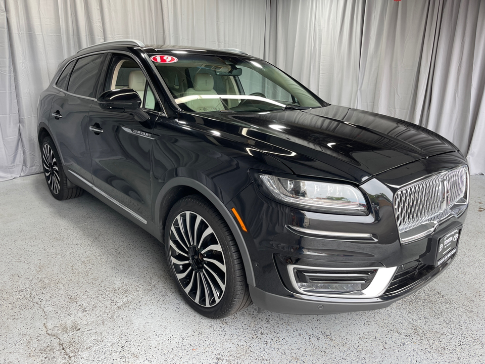 2019 Lincoln Nautilus Black Label 47