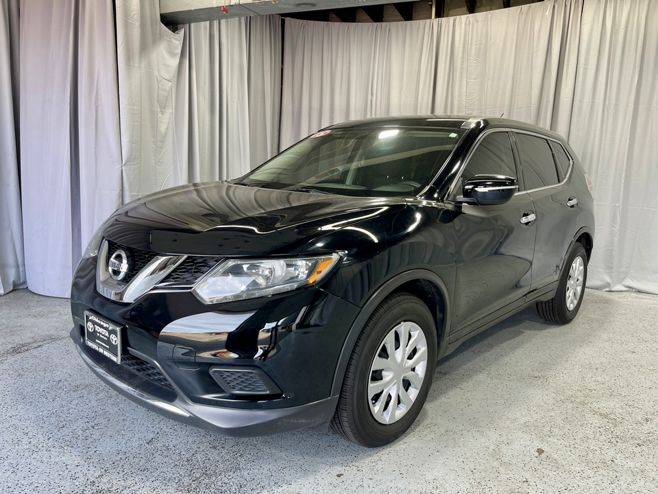 2015 Nissan Rogue S 1