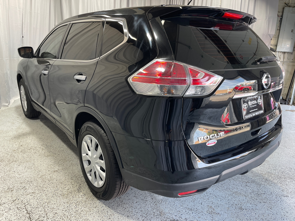 2015 Nissan Rogue S 40