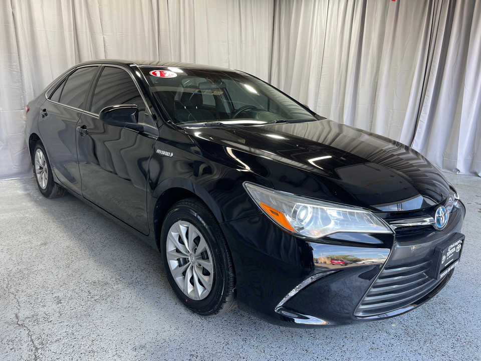 2017 Toyota Camry Hybrid LE 13