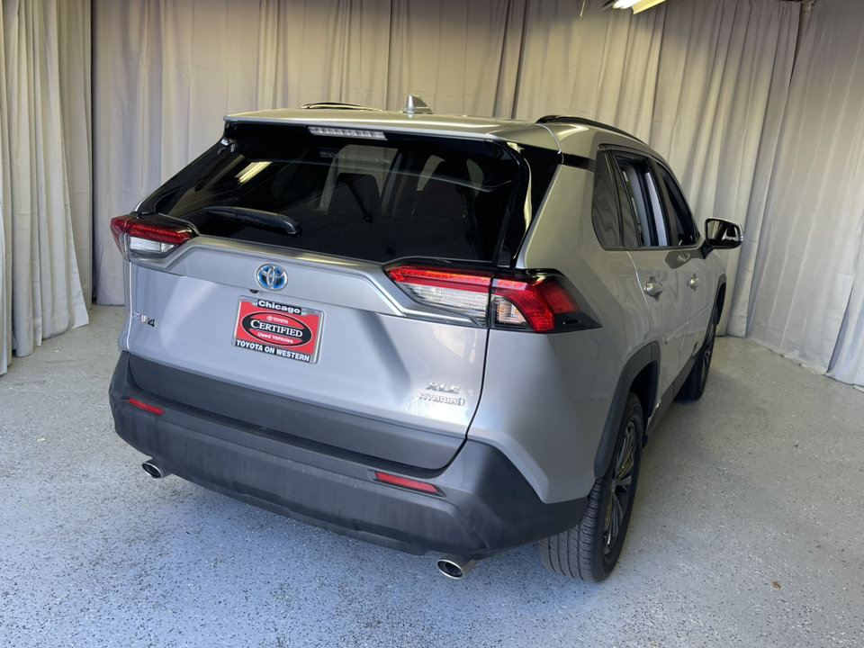 2022 Toyota RAV4 Hybrid XLE Premium 39