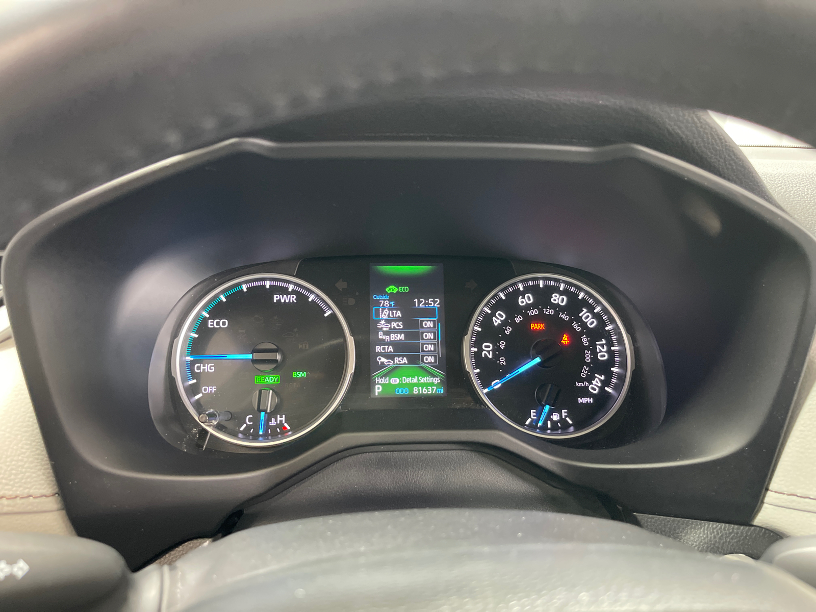 2021 Toyota RAV4 Hybrid XLE Premium 23