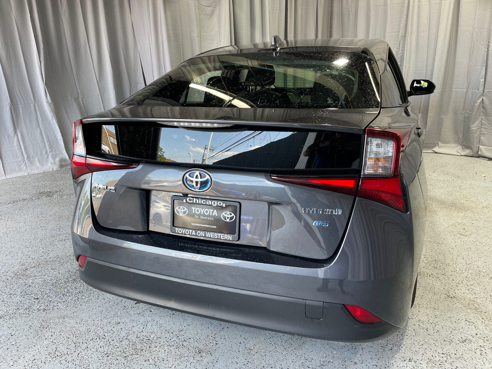 2022 Toyota Prius L 7