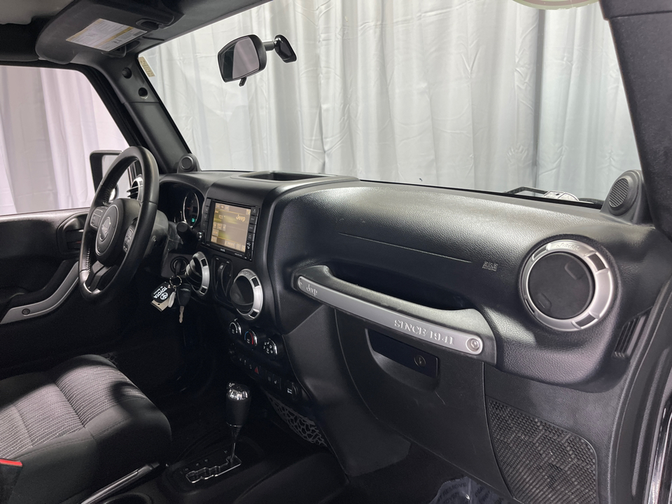 2012 Jeep Wrangler Sahara 2