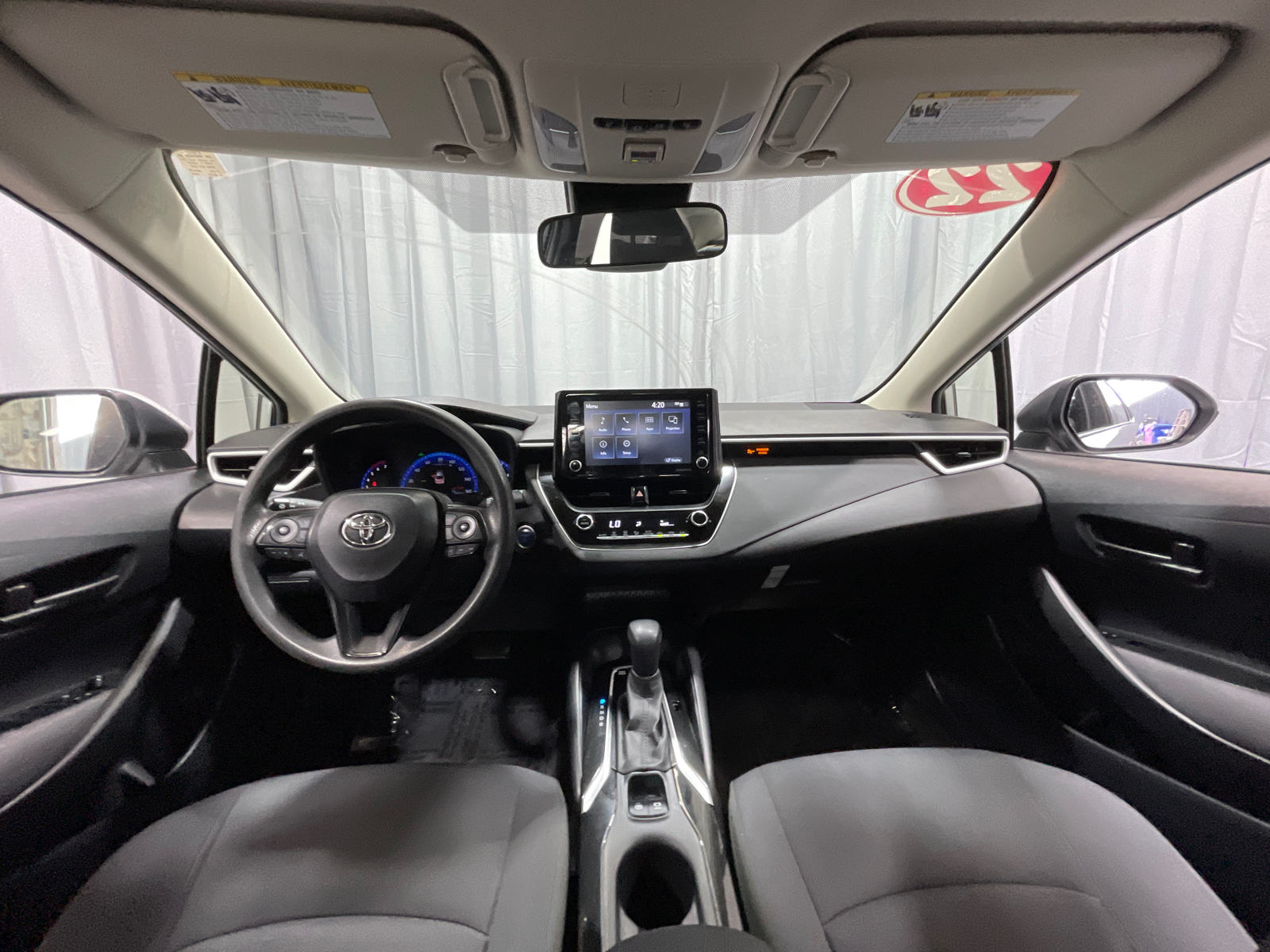 2022 Toyota Corolla Hybrid LE 10
