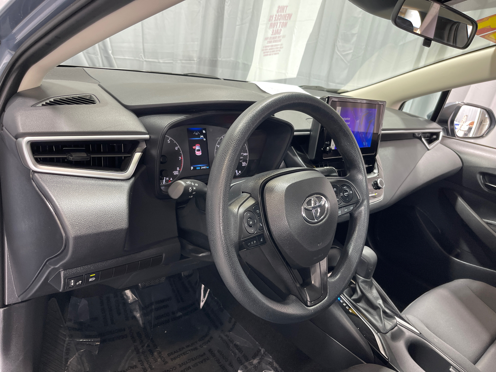 2024 Toyota Corolla LE 4