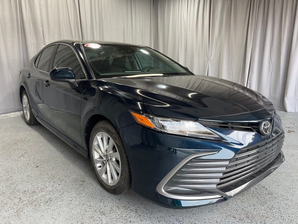 2021 Toyota Camry LE 13