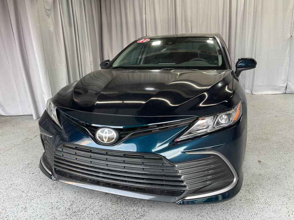 2021 Toyota Camry LE 15