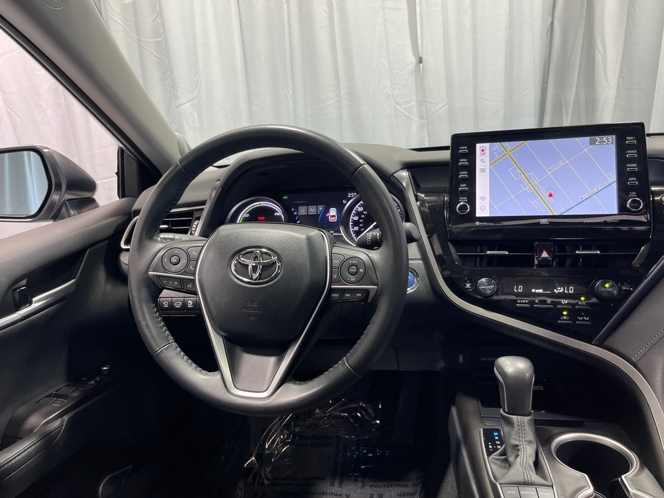 2023 Toyota Camry Hybrid XLE 8