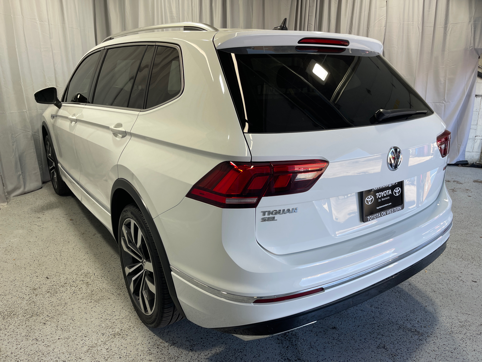 2021 Volkswagen Tiguan 2.0T SEL Premium R-Line 5