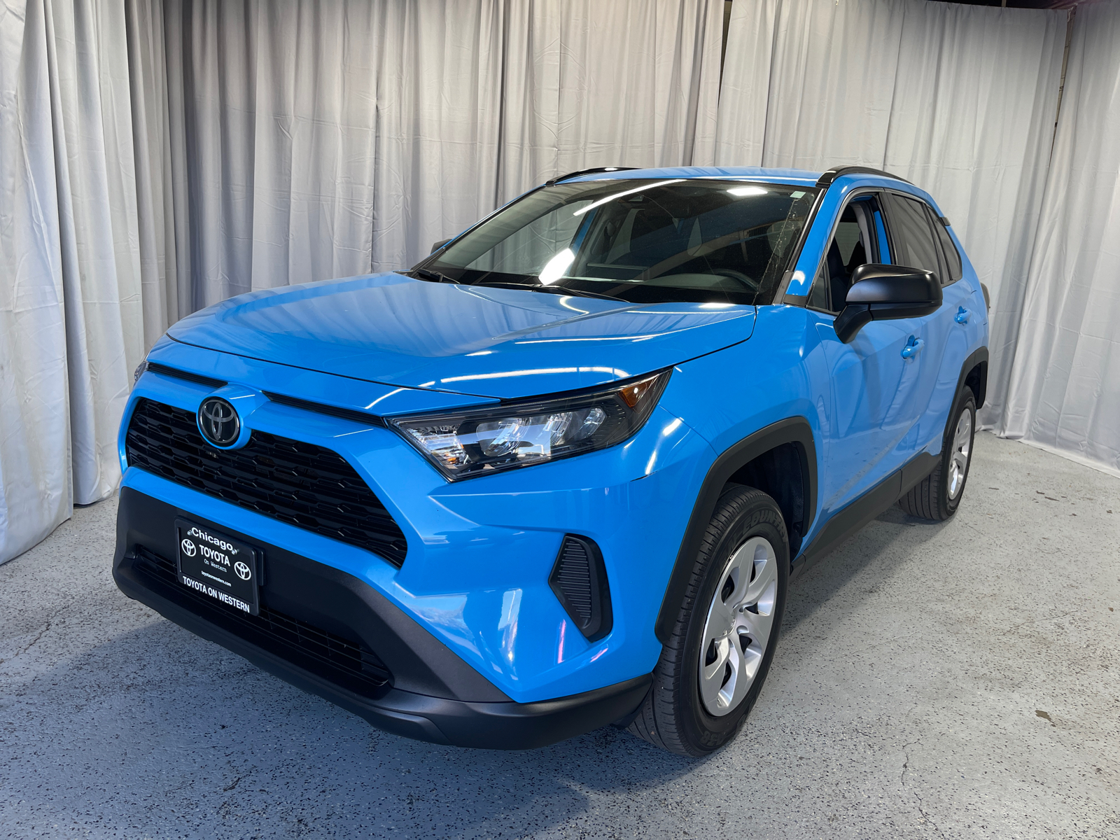 2021 Toyota RAV4 LE 1