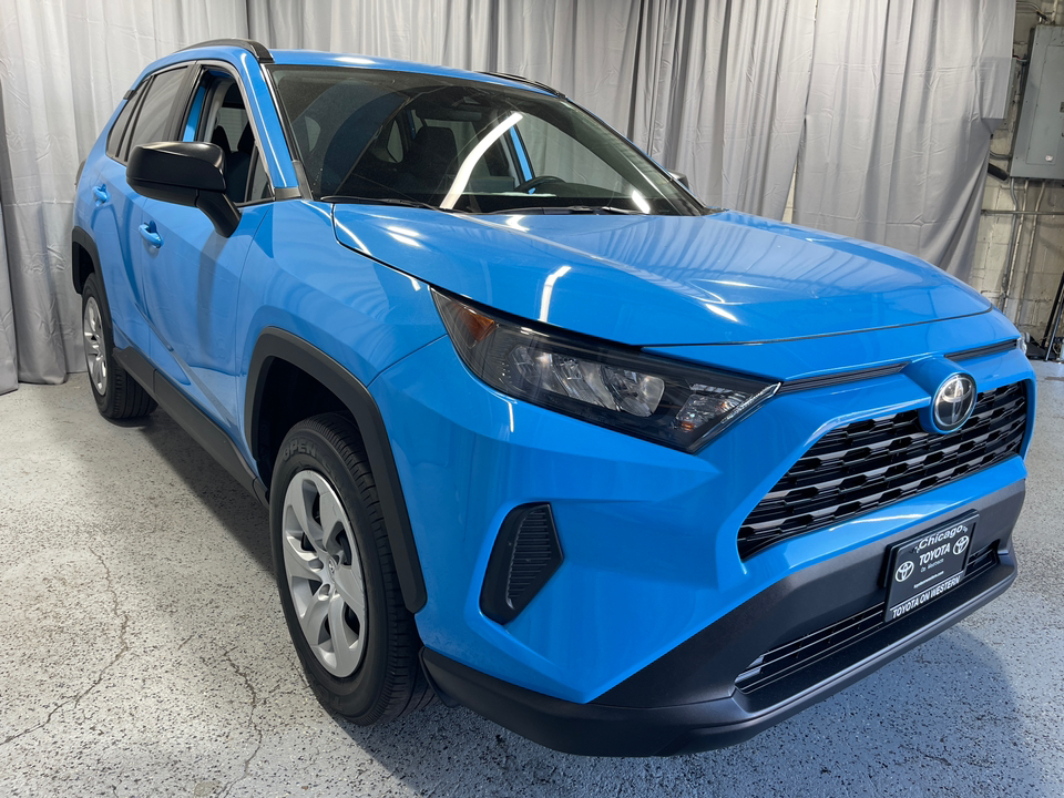 2021 Toyota RAV4 LE 13