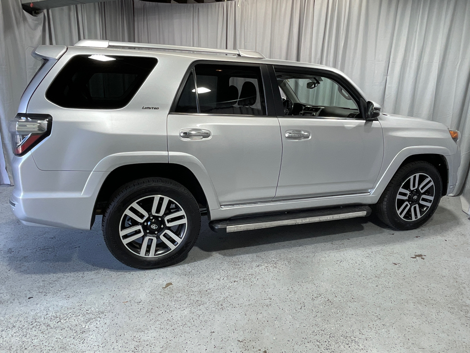 2018 Toyota 4Runner Limited 11