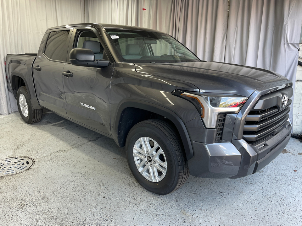 2024 Toyota Tundra SR5 32