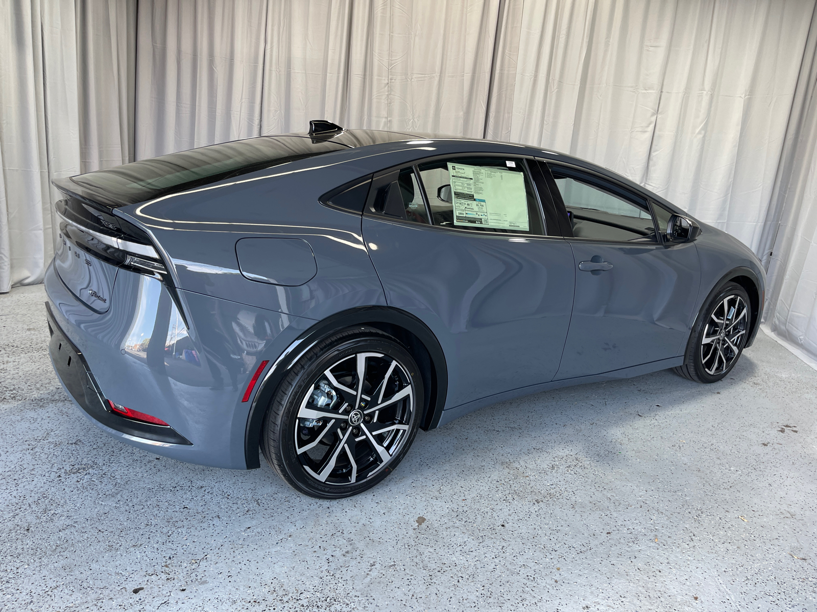 2024 Toyota Prius Prime XSE 11