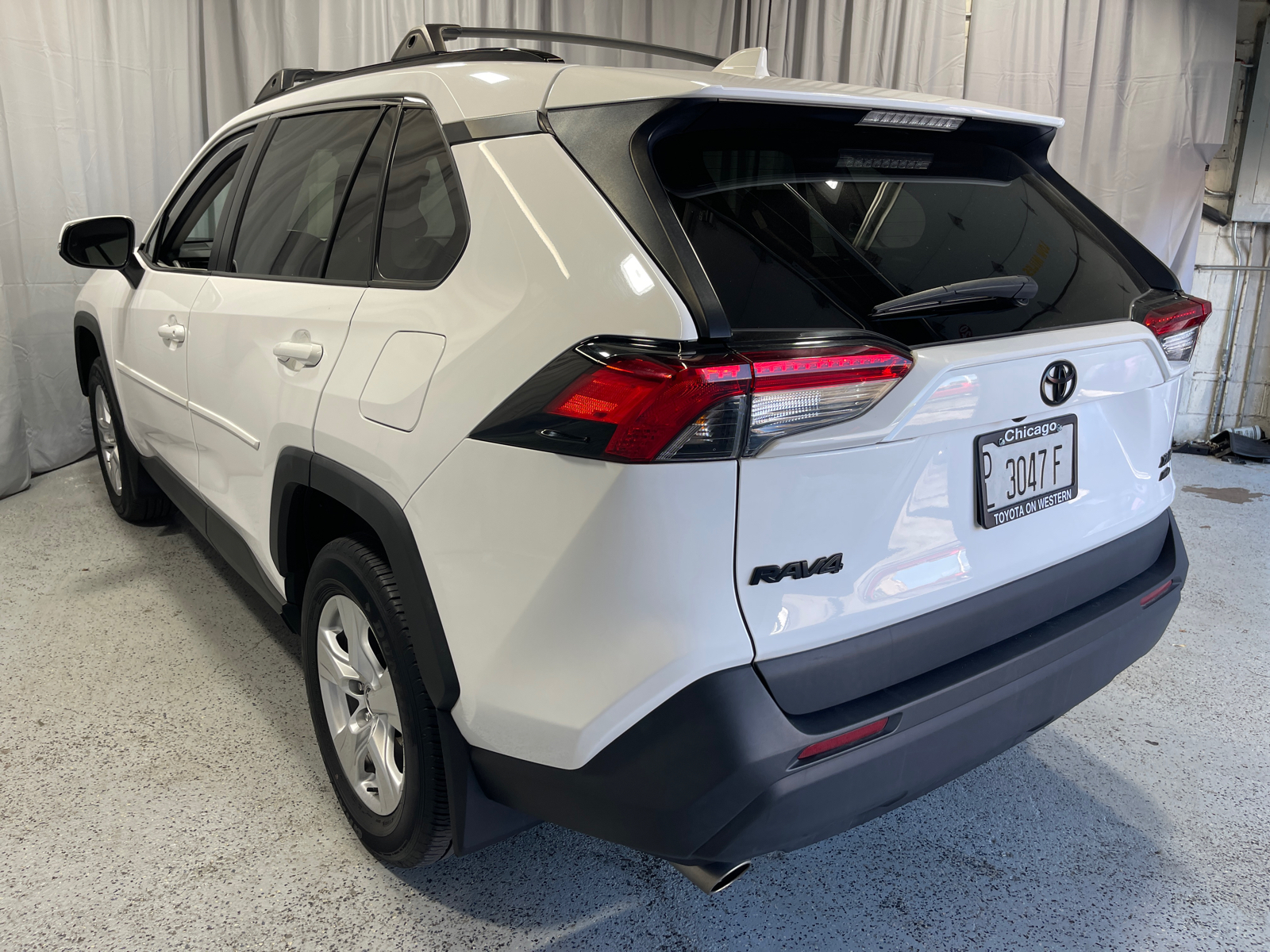 2021 Toyota RAV4 XLE 5