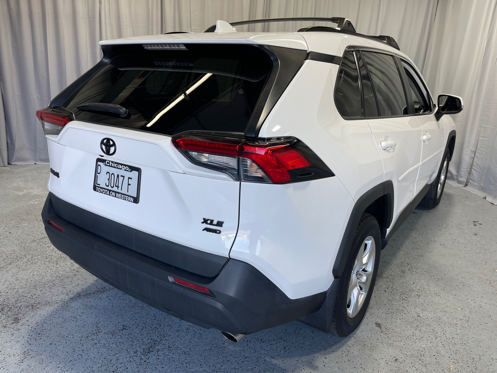 2021 Toyota RAV4 XLE 9