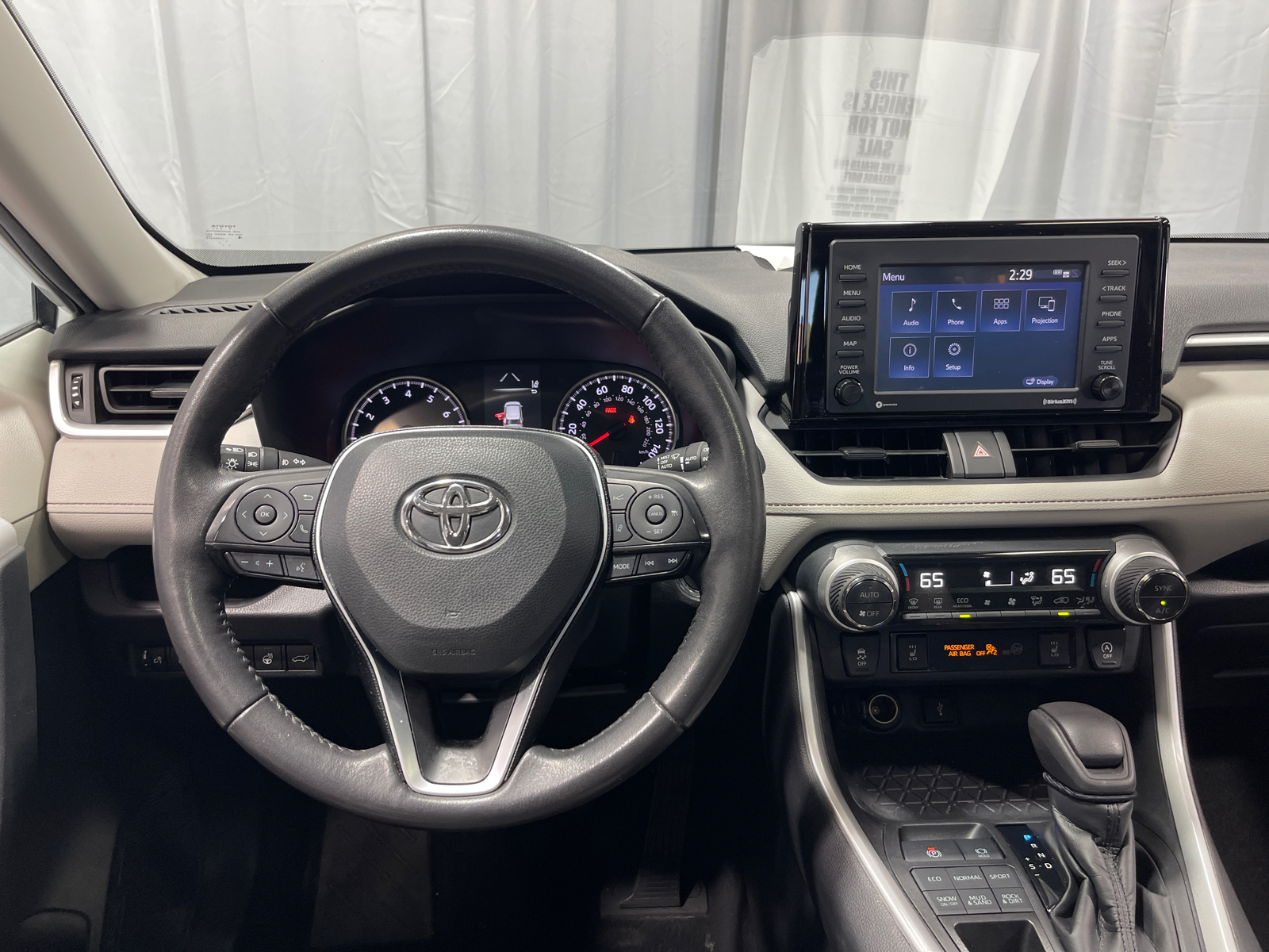 2021 Toyota RAV4 XLE 20