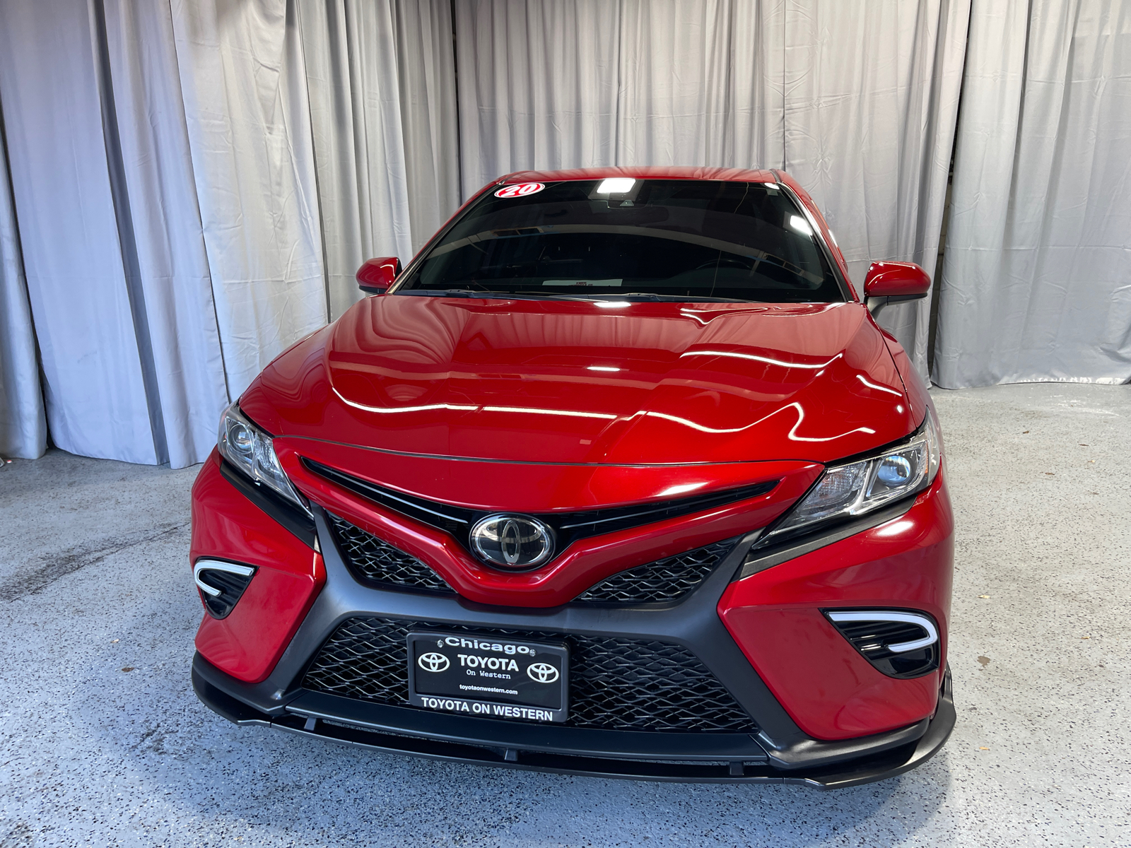 2020 Toyota Camry SE 15